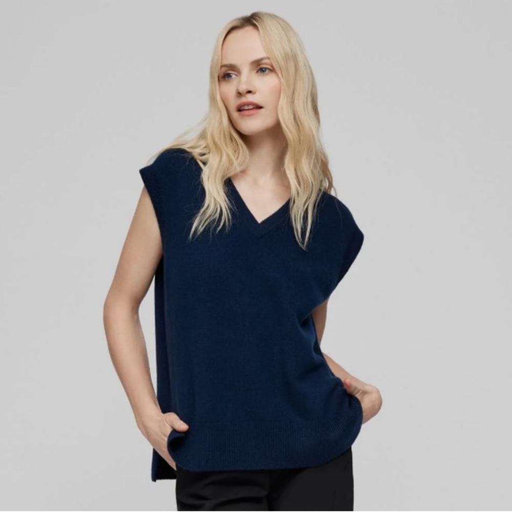 Naked Cashmere “Valeria” sweater vest 100% cashmere Navy color Size S